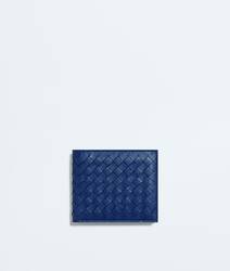 Blue royal