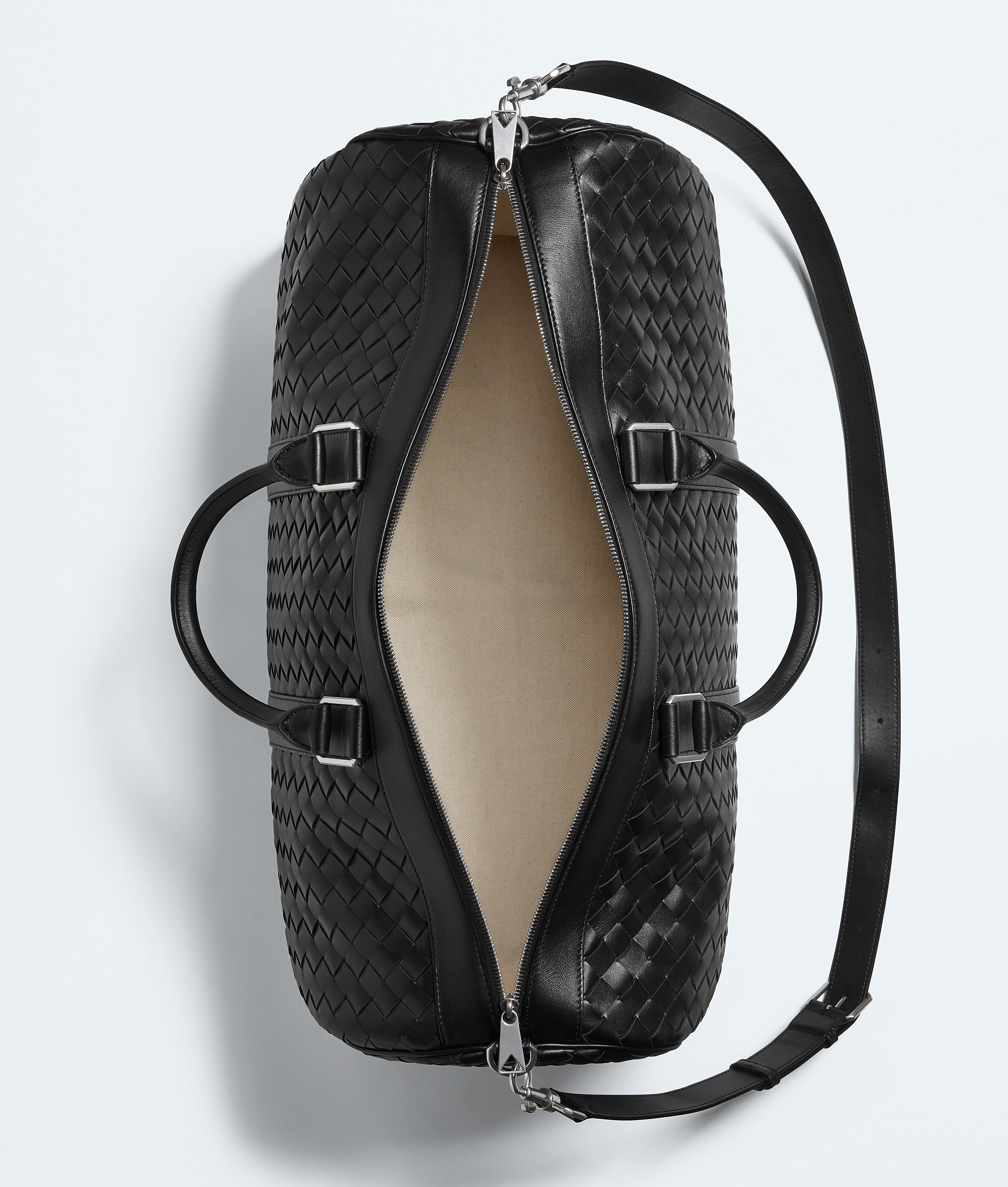 Men's Intrecciato Cabin Duffle in Black Bottega Veneta Luxembourg EN - Image 3