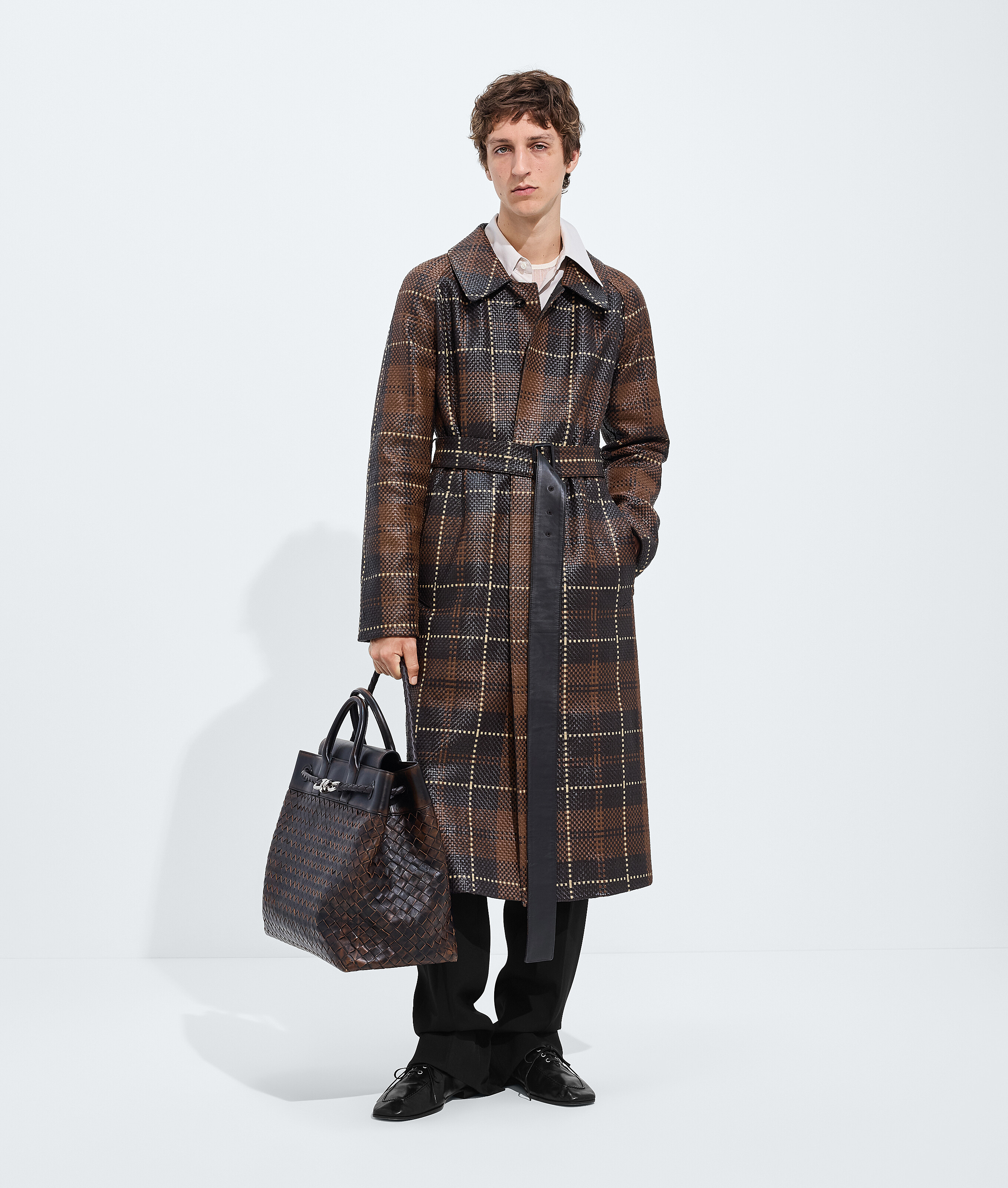 Men's Mini Intrecciato Leather Coat in Nocciola/fond/sesame Bottega Veneta Luxembourg EN - Image 1