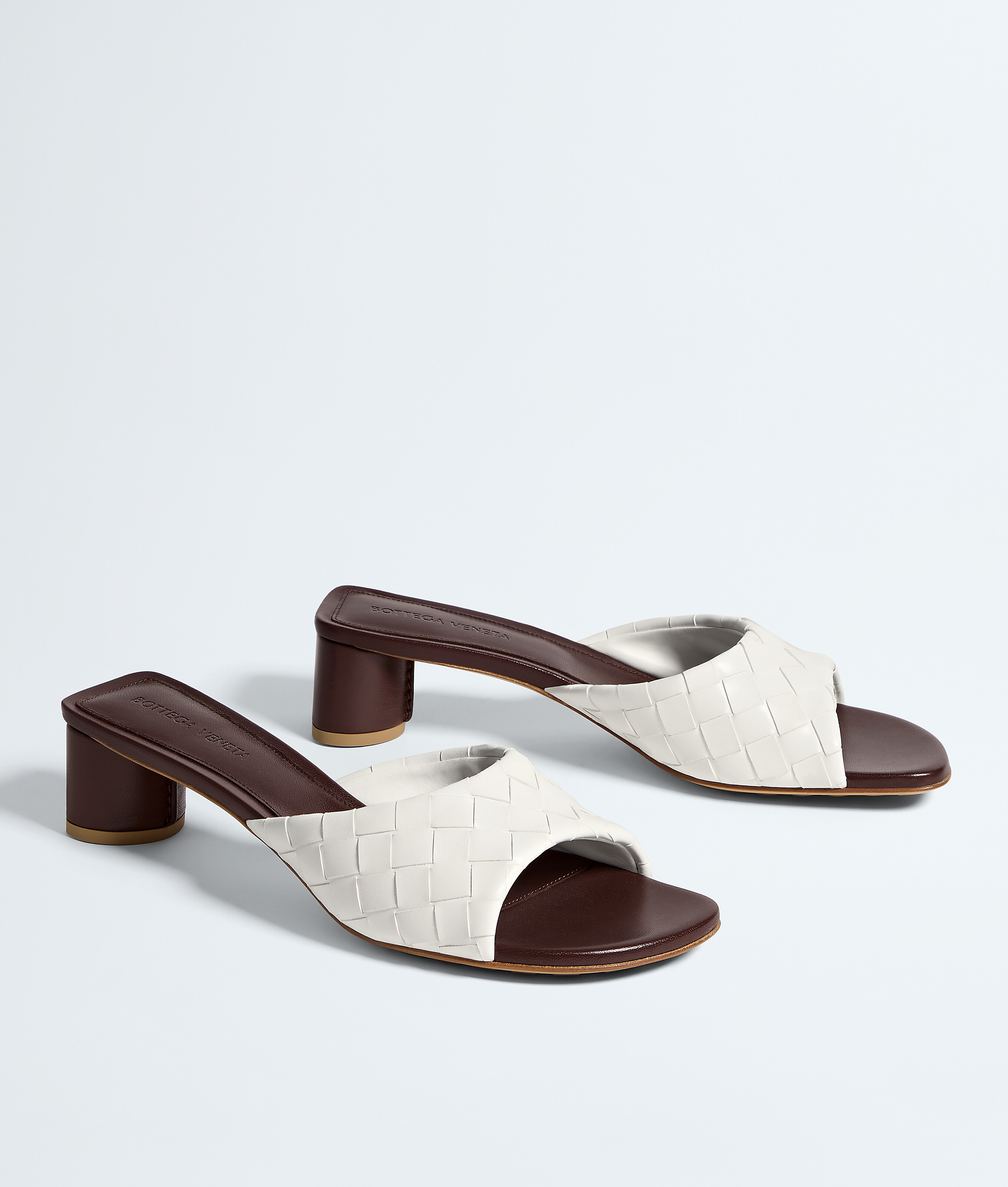 Livia Mules für Damen in Alabaster cioccolato Bottega Veneta Österreich DE - Image 3