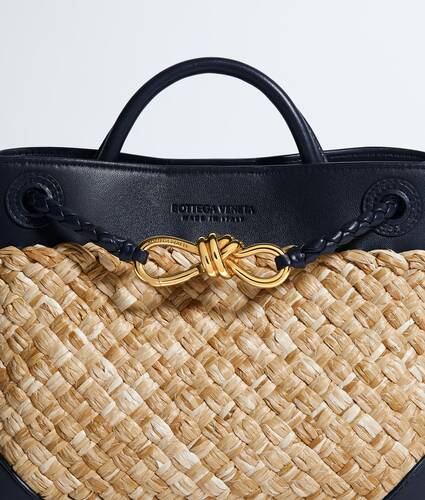 Women's Small Andiamo in Natural/midnight Bottega Veneta Bulgaria EN - Image 8