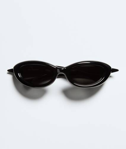 Sardine Oval Sunglasses in Black/gray Bottega Veneta Canada EN - Image 1
