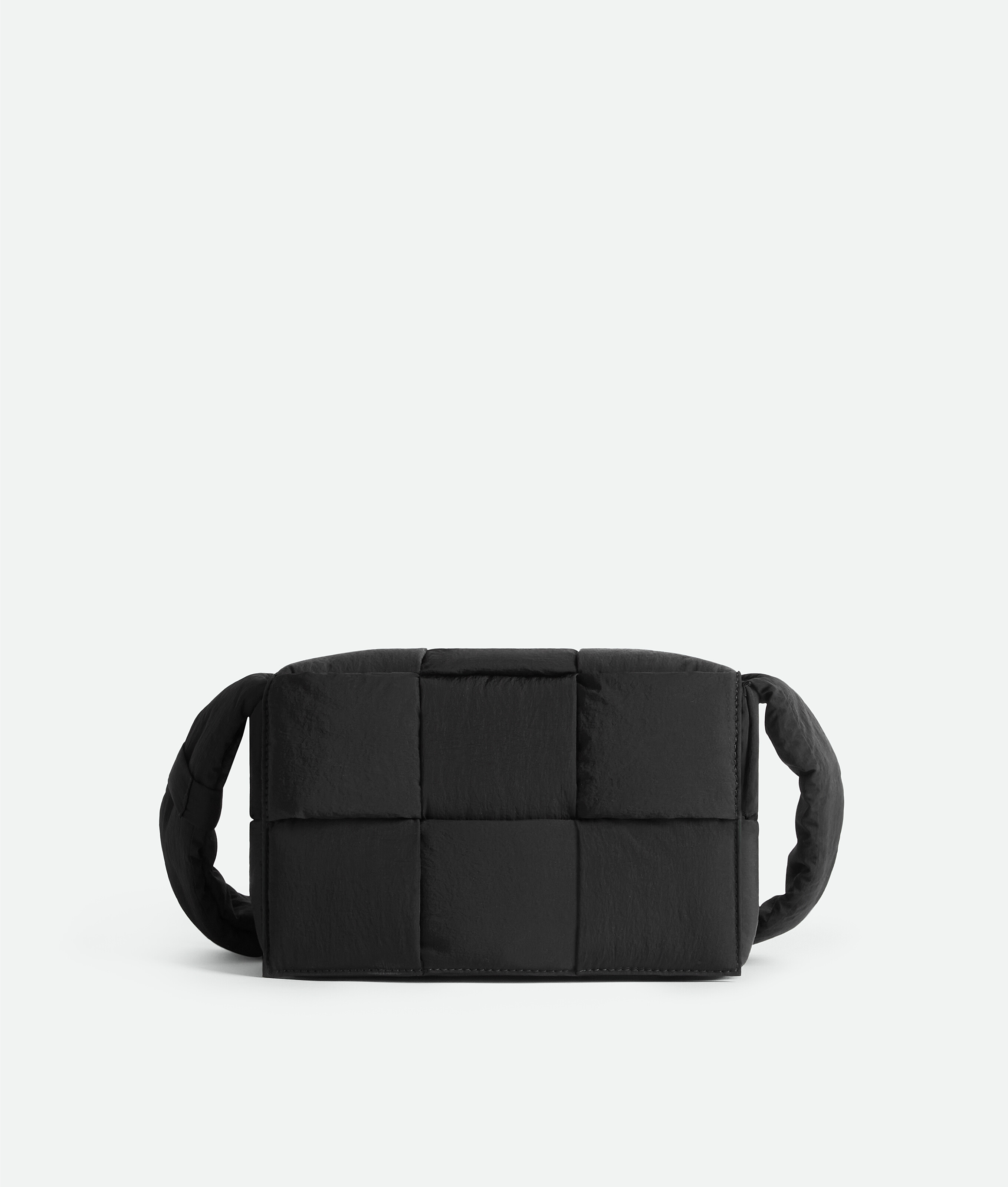 Bottega Veneta パデッド ケース BOTTEGA VENETA Padded Cassette - Black Lambskin B