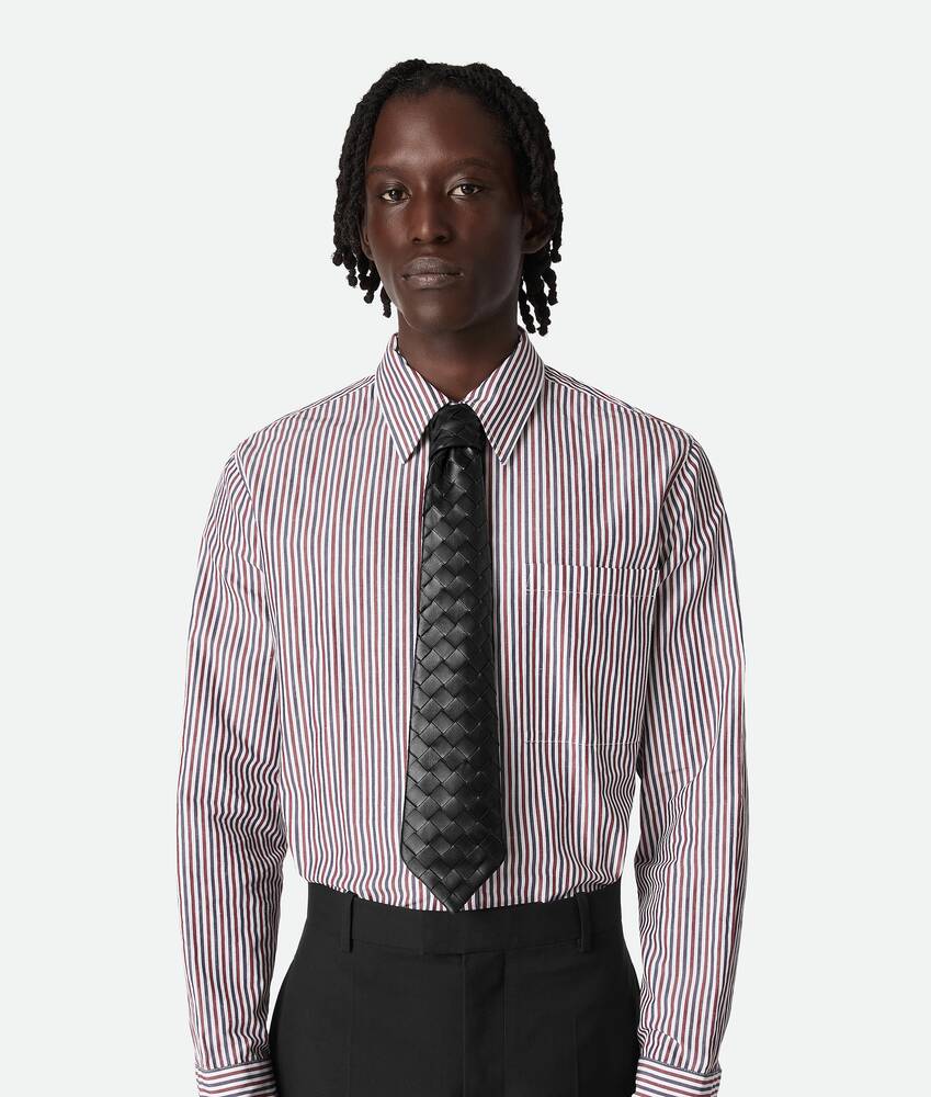 Display a large version of the product image 2 - Intrecciato Leather Tie