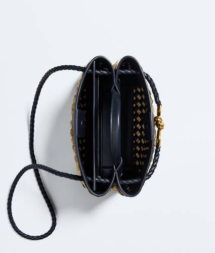 Women's Small Andiamo in Natural/midnight Bottega Veneta Bulgaria EN - Image 3