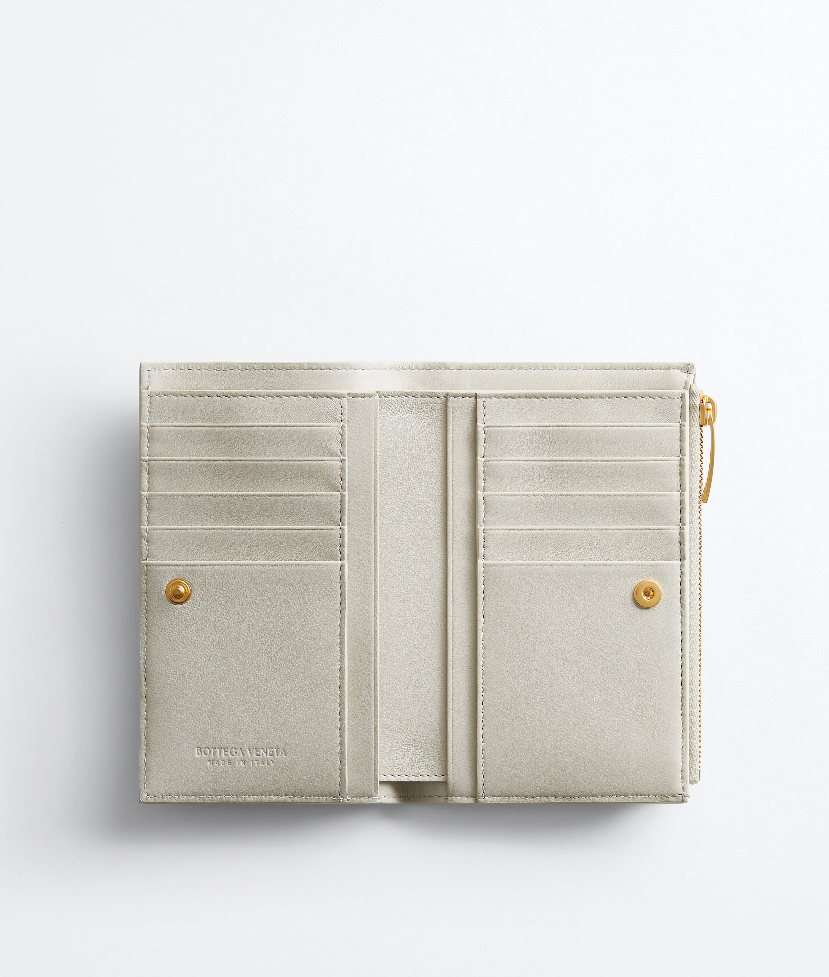 Women's Intrecciato Medium Bi-Fold Wallet in Silica gray Bottega Veneta Luxembourg EN - Image 2