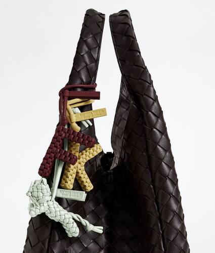Letter F Charm in Mud Bottega Veneta Romania EN - Image 2