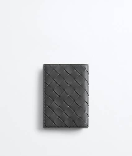 Men's Intrecciato Passport Case in Obsidian gray/radar Bottega Veneta Norway EN - Image 3
