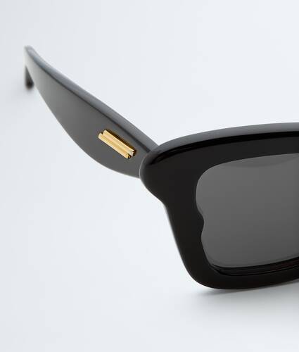 Sophia Ribbon Butterfly Sunglasses in Black/gray Bottega Veneta Romania EN - Image 4