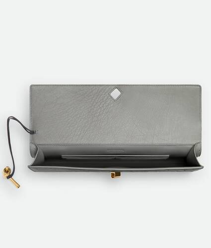 Andiamo Clutch