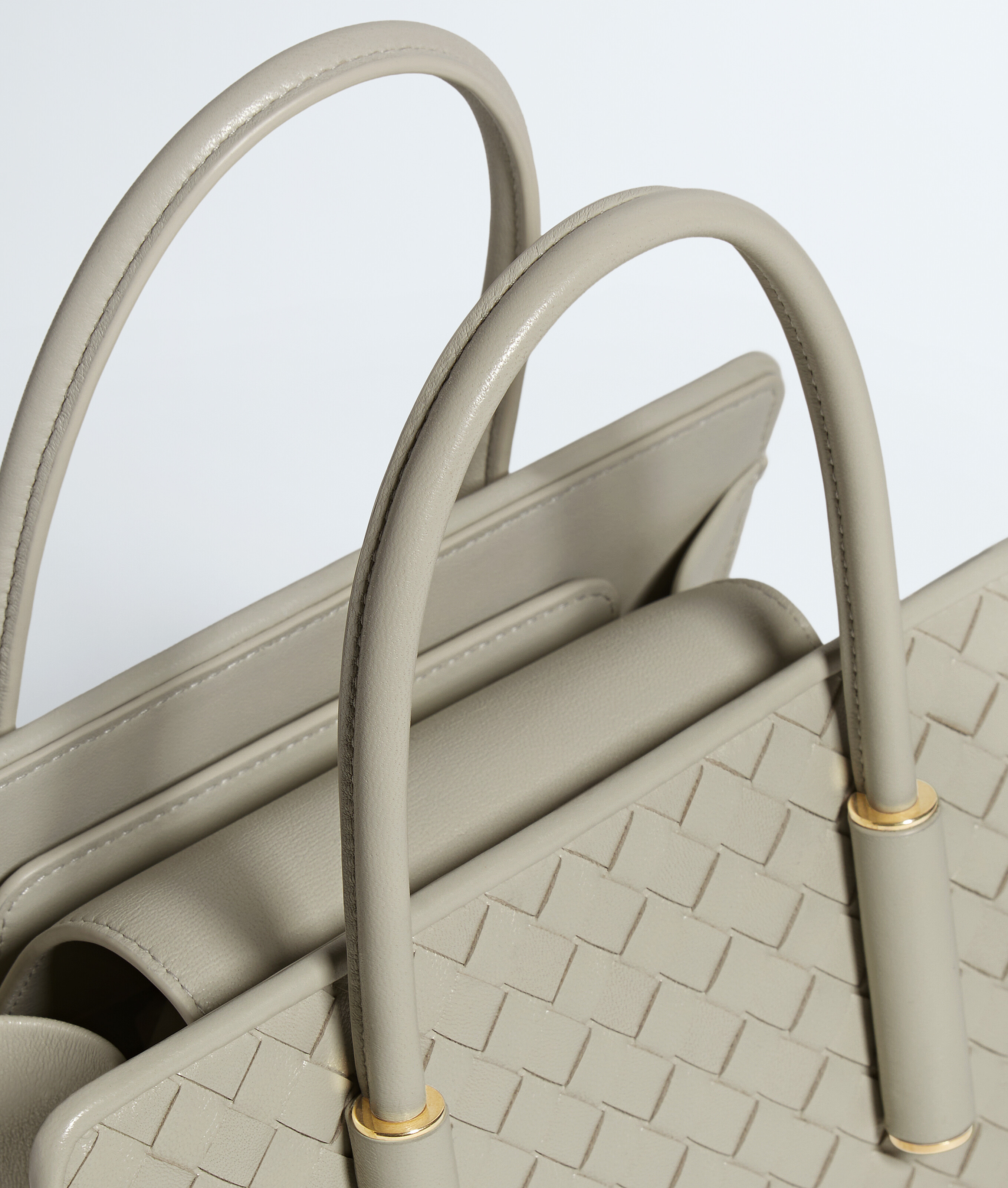 Women's Baby Barbara Tote in Silica gray Bottega Veneta Finland EN - Image 7