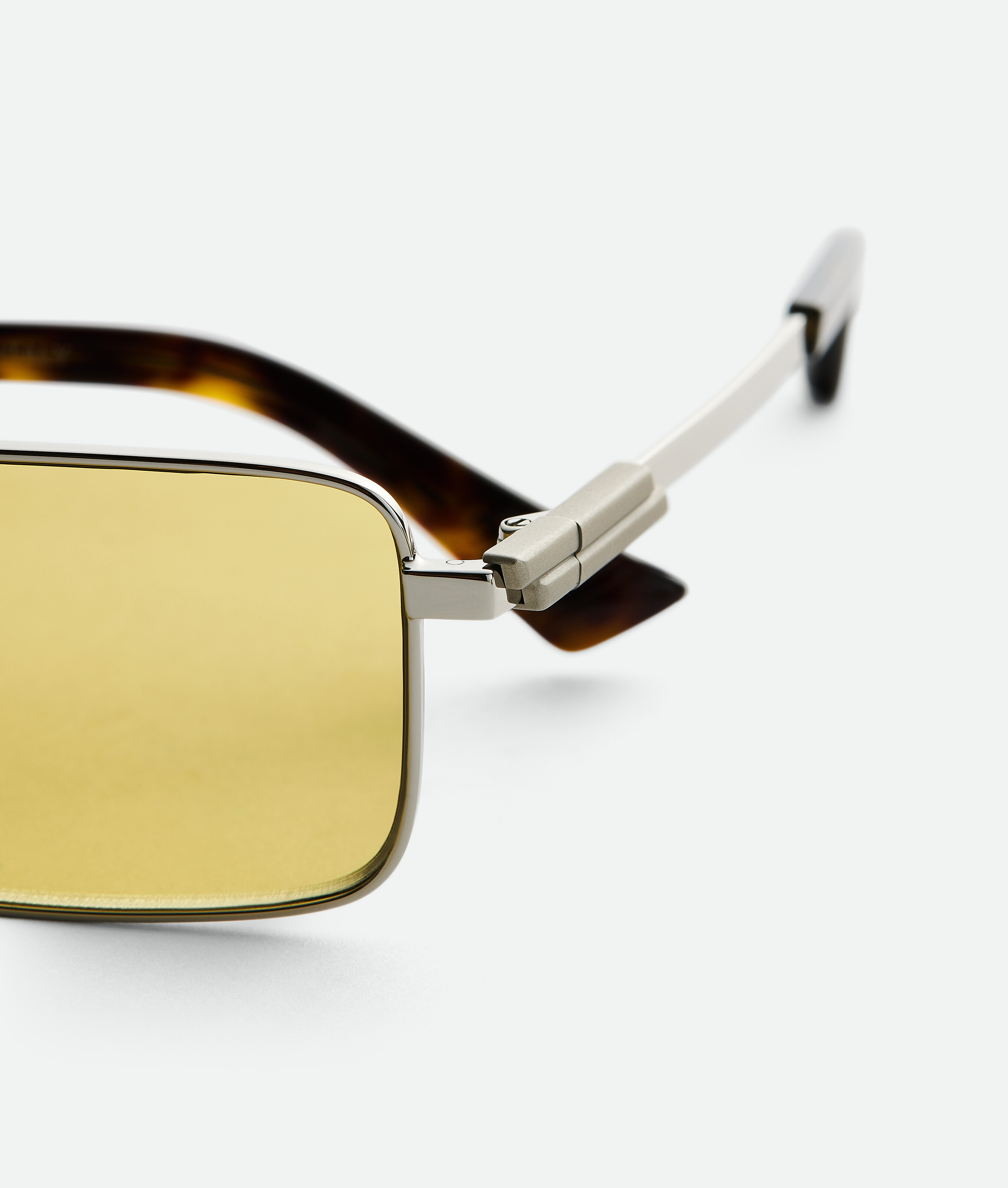 Bottega Veneta Classic Rectangular Sunglasses In Gray