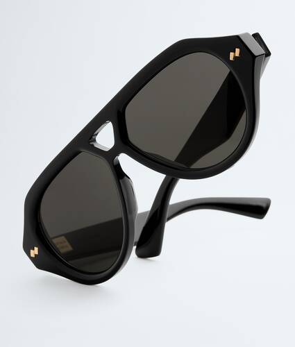 Dizzy Aviator Sunglasses in Black/gray Bottega Veneta Kuwait EN - Image 3