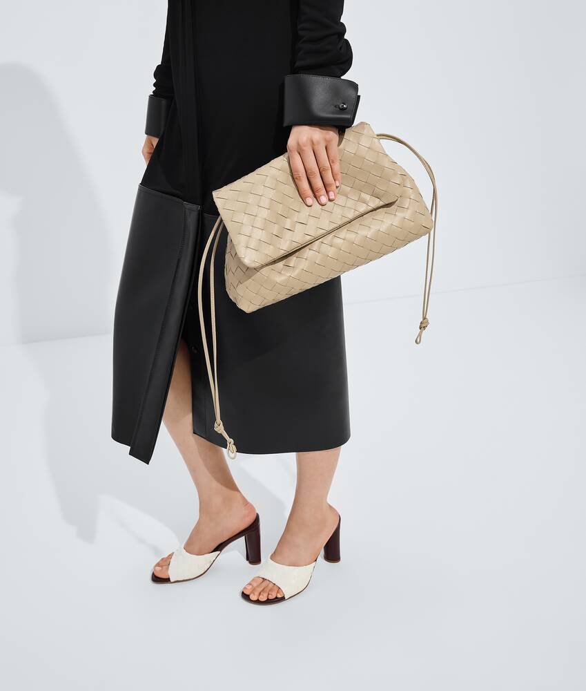 Women's Giorno in Ecru Bottega Veneta Taiwan EN - Image 6
