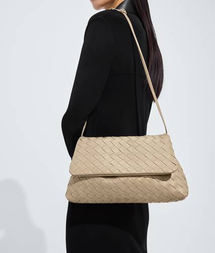 Women's Giorno in Ecru Bottega Veneta Taiwan EN - Image 2