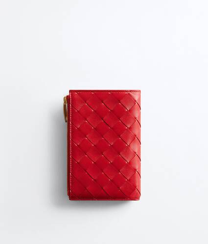 Women's Intrecciato Medium Bi-Fold Wallet in Radar Bottega Veneta Ireland EN - Image 3