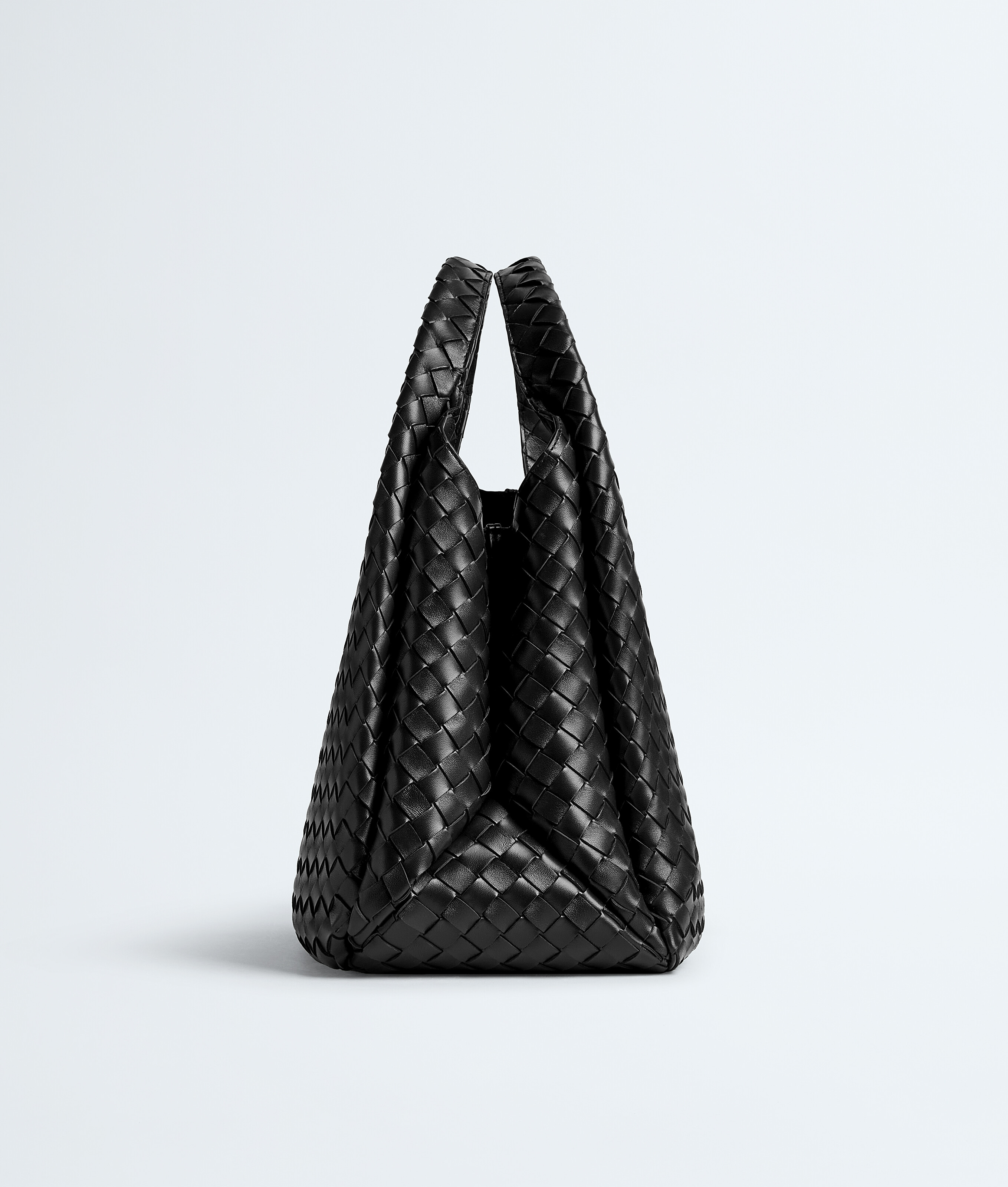 Women's Large Campana in Black Bottega Veneta Luxembourg EN - Image 4