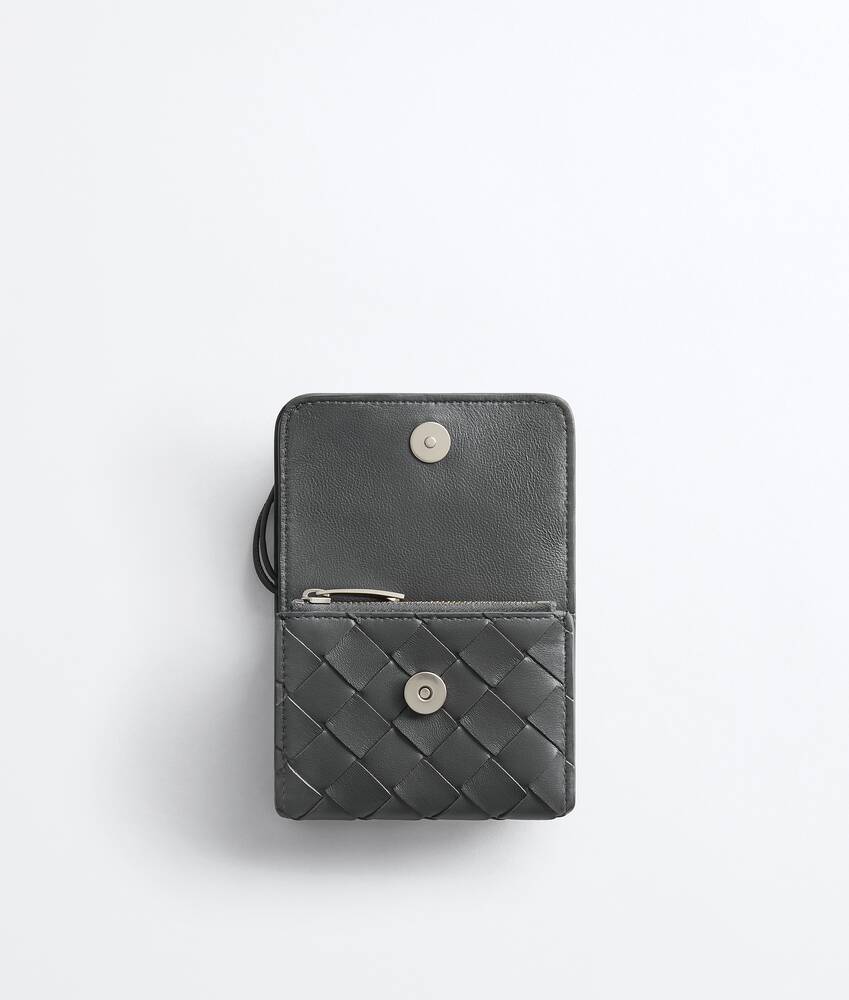 Women's Andiamo Tri-Fold Wallet in Obsidian gray Bottega Veneta Italy EN - Image 2