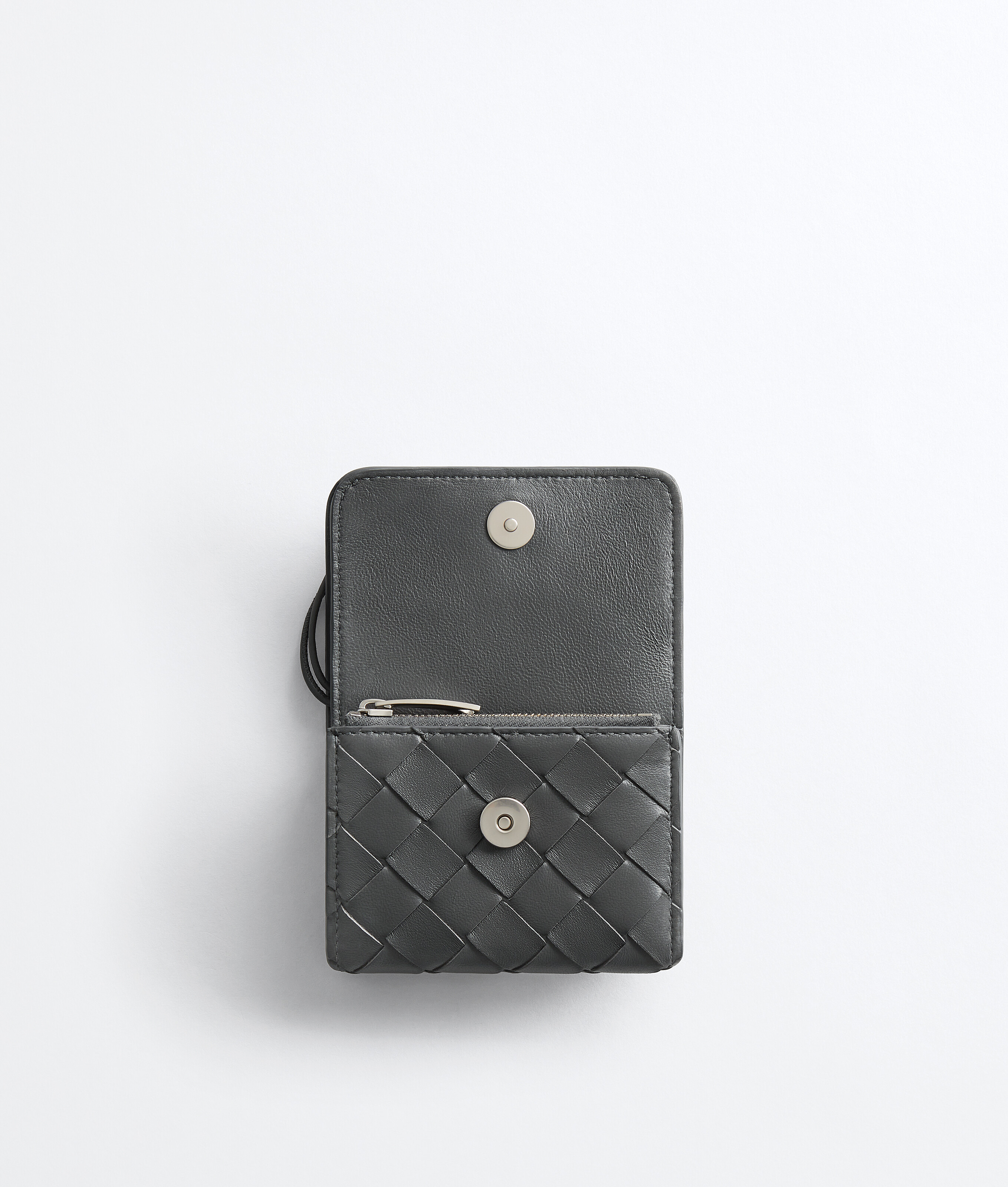 Women's Andiamo Tri-Fold Wallet in Obsidian gray Bottega Veneta Greece EN - Image 2