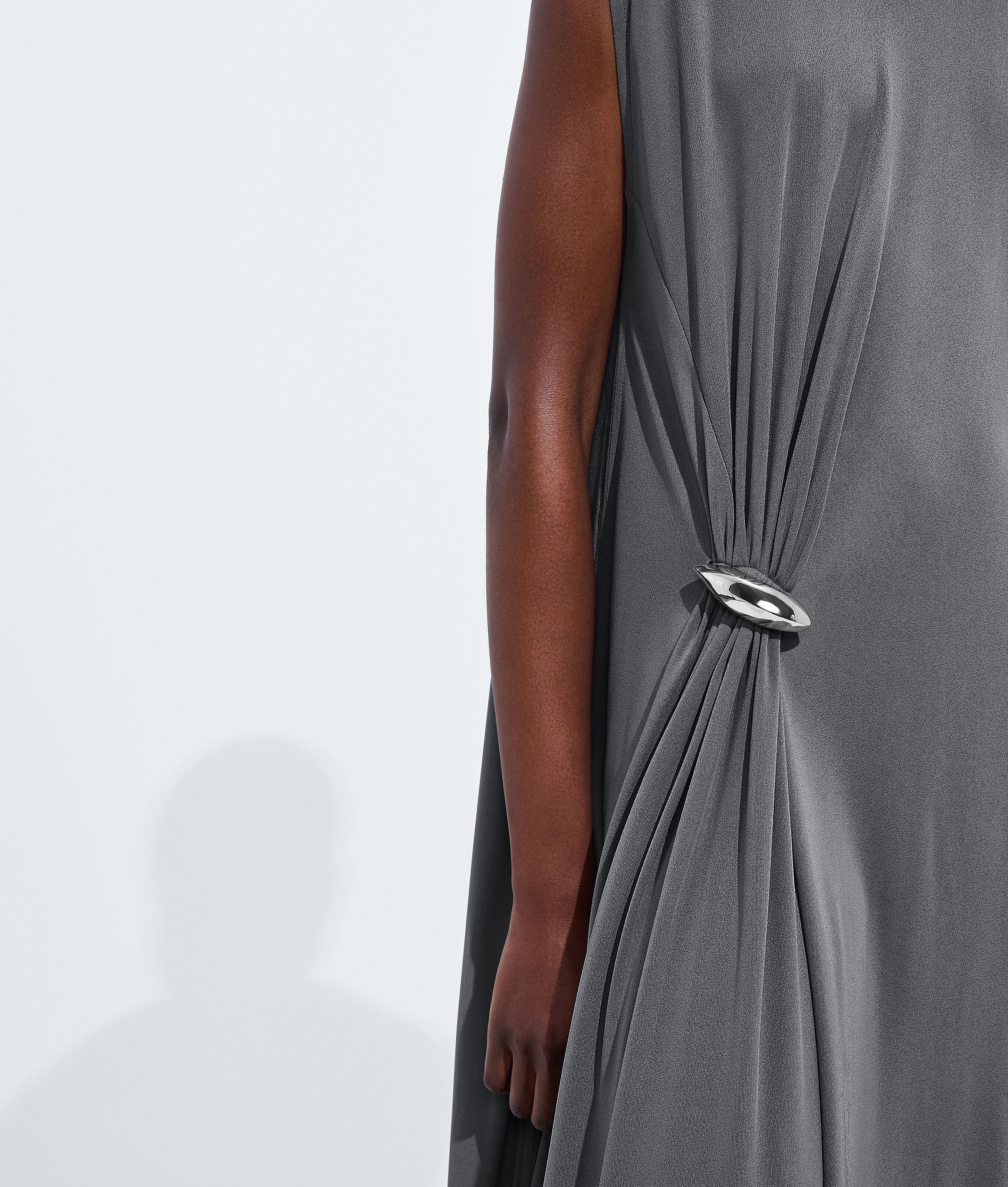 Women's Crepe Viscose Jersey Dress in Harbor gray Bottega Veneta Luxembourg EN - Image 4