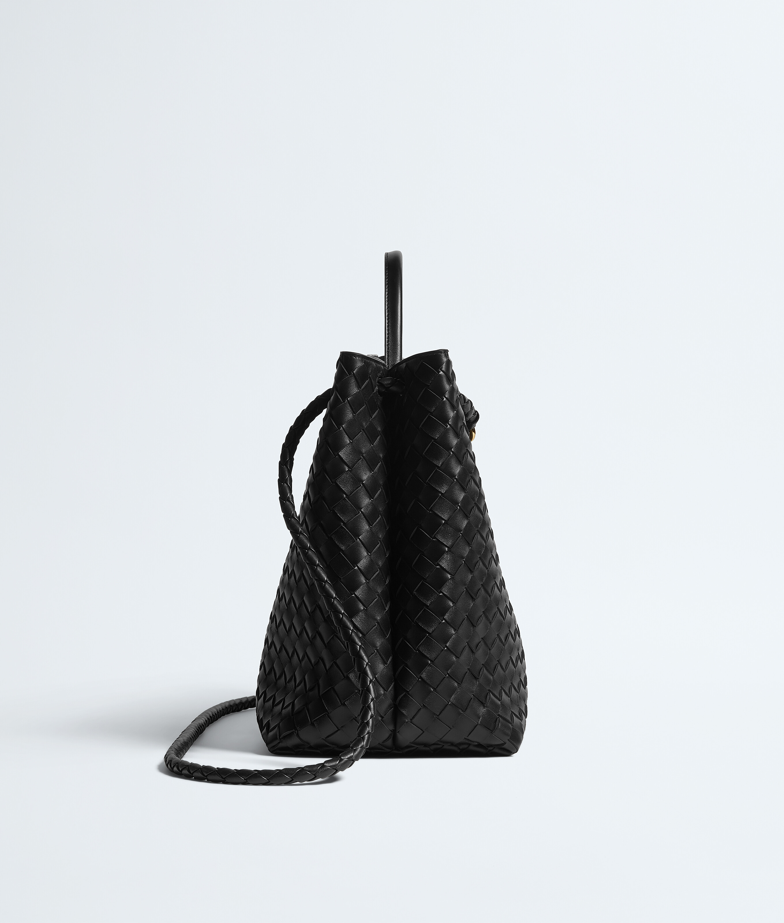 Women's Large Andiamo in Black Bottega Veneta Luxembourg EN - Image 4