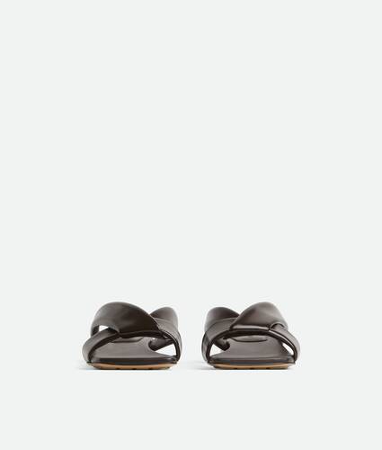 Women's Riva Flat Mule in Fondant Bottega Veneta Austria EN - Image 3