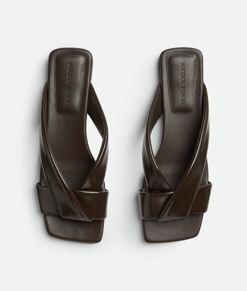 Women's Riva Flat Mule in Fondant Bottega Veneta Brazil EN - Image 5