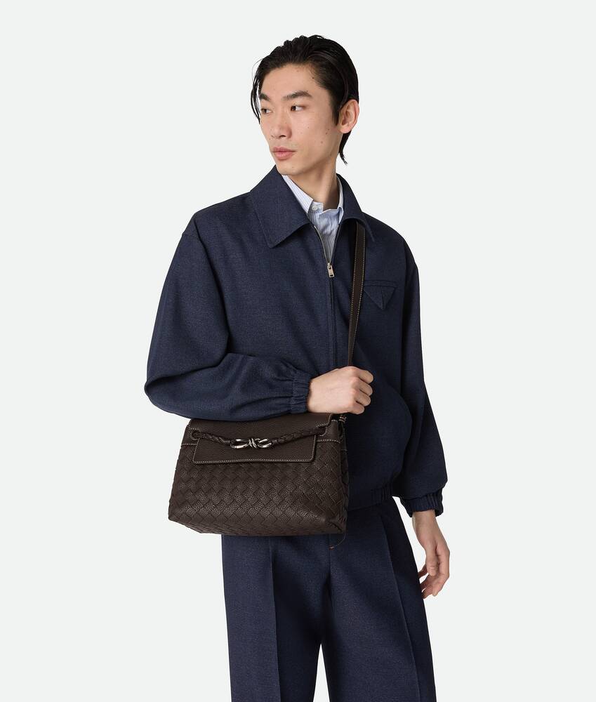 스몰 안디아모 메신저 백  에 대한 남성 에 폰단트 Bottega Veneta 대한민국 KO - Image 2