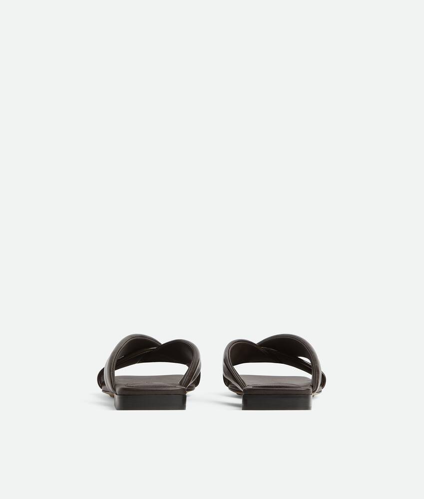 Women's Riva Flat Mule in Fondant Bottega Veneta Brazil EN - Image 4