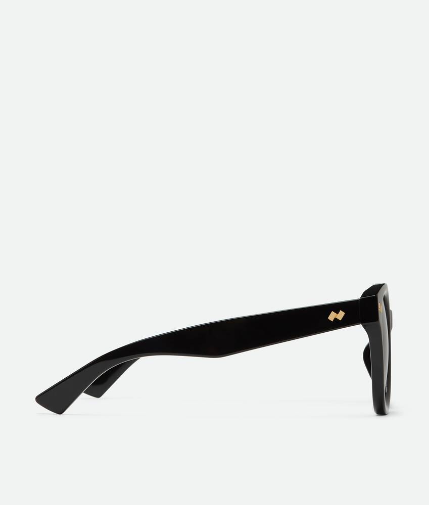 Women's Dizzy Round Sunglasses in Black/grey Bottega Veneta United Kingdom EN - Image 2