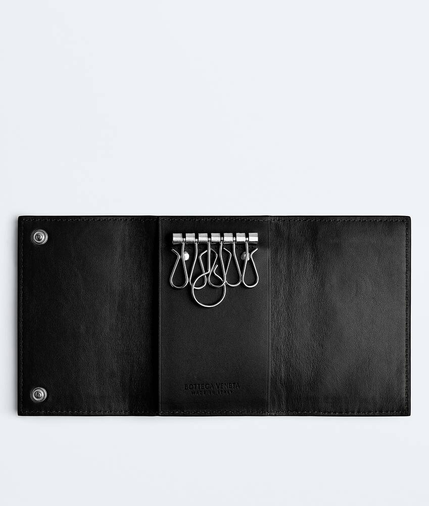 Men's Key Pouch in Nero Bottega Veneta Croatia EN - Image 2