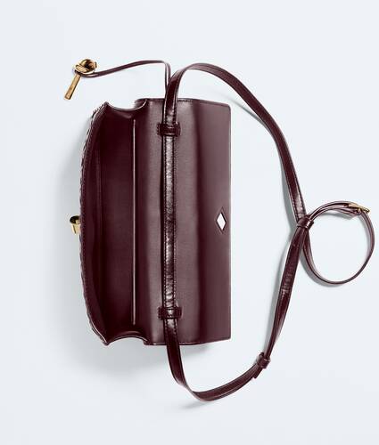 Clutch Andiamo 25 para Mujer en Deep mahogany Bottega Veneta M&eacute;xico ES - Image 2