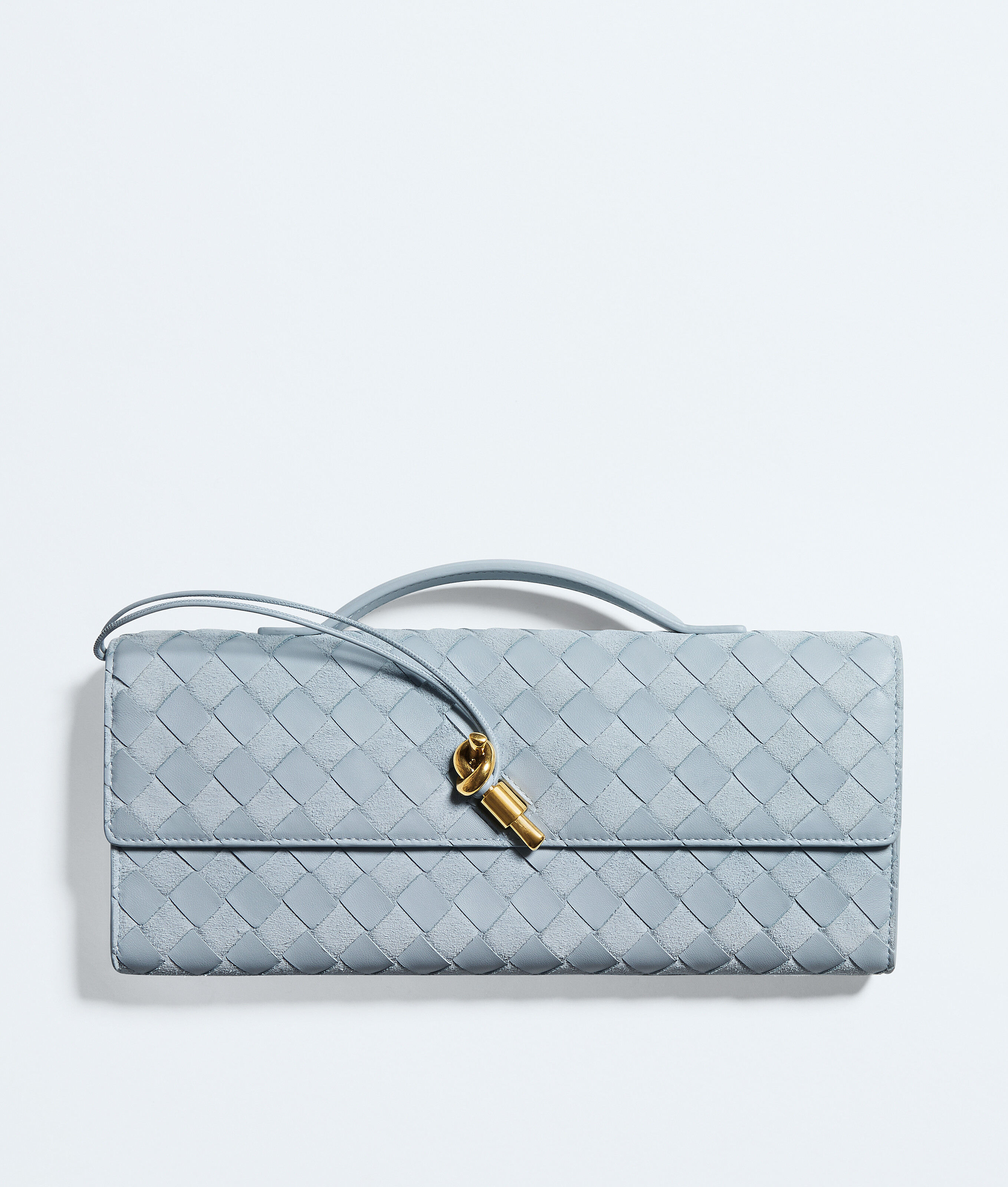 Bottega Veneta Andiamo Clutch In Glacial