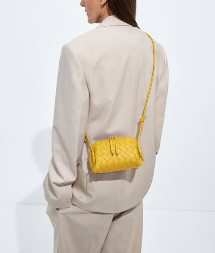 Ela's Pouch Concert em Taxi Bottega Veneta Brasil PT - Image 5
