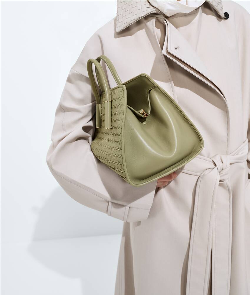 Women's Small Barbara Tote in Travertine Bottega Veneta Poland EN - Image 2
