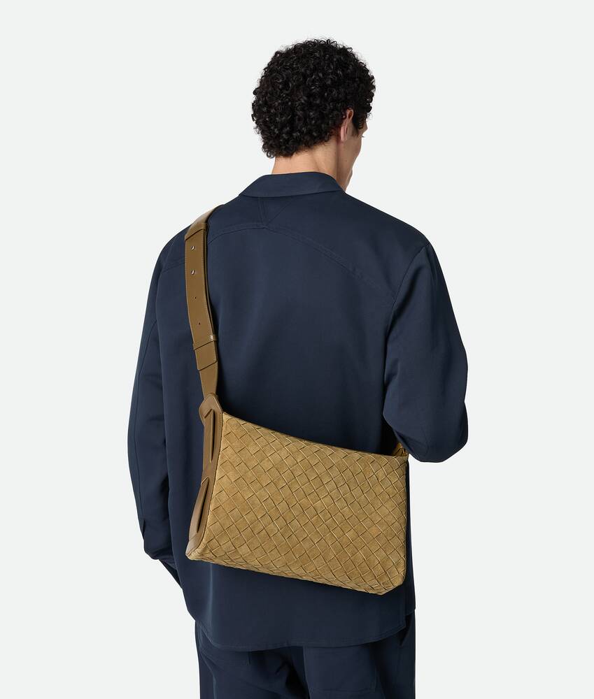 Men's Intrecciato Tribeca Top Handle in Mud Bottega Veneta Romania EN - Image 6