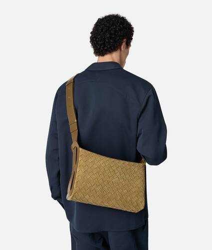 Men's Intrecciato Tribeca Top Handle in Mud Bottega Veneta Singapore EN - Image 6