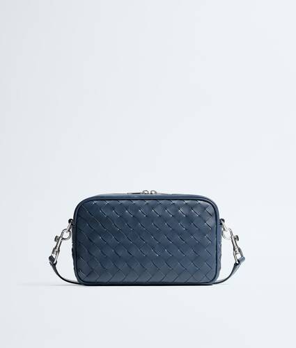 Kleine Intrecciato Camera Bag f&uuml;r Herren in Denim Bottega Veneta Deutschland DE - Image 1