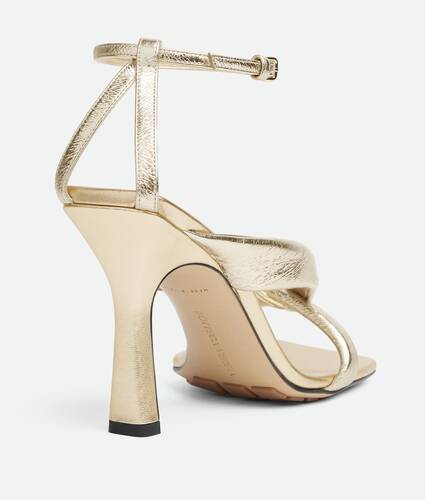 リーヴァ ストラップ サンダル