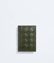 Green tweed mineral