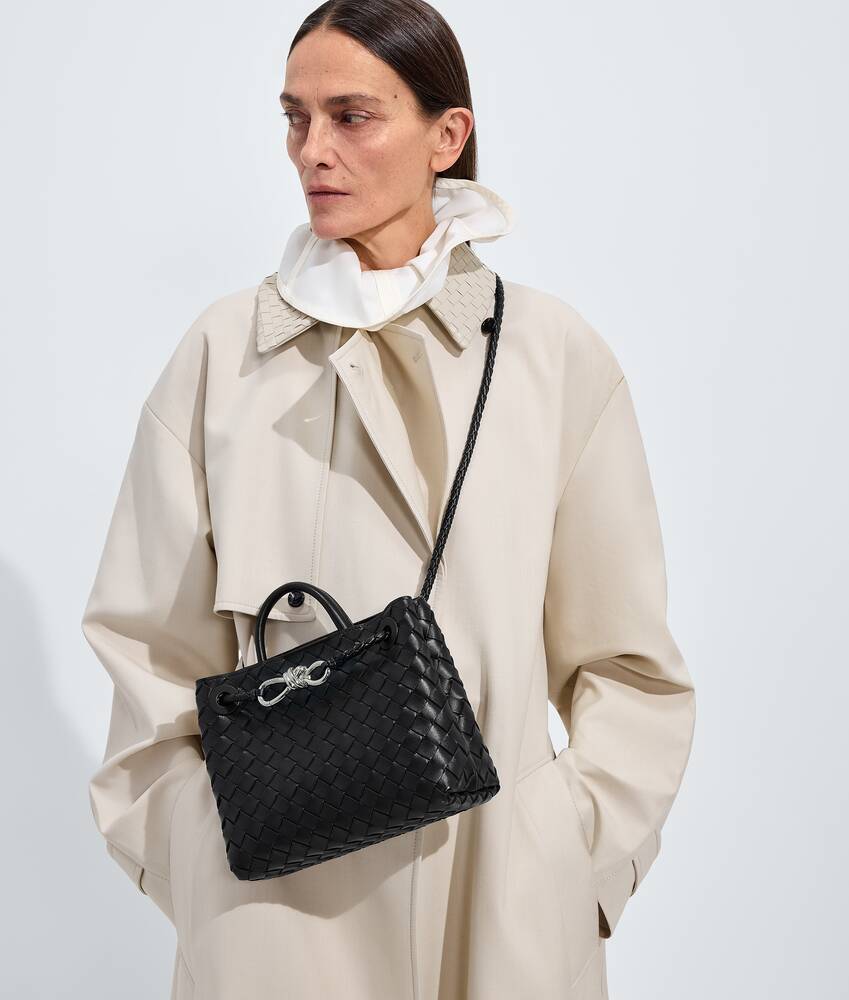 Women's Small Andiamo in Black Bottega Veneta South Korea EN - Image 2