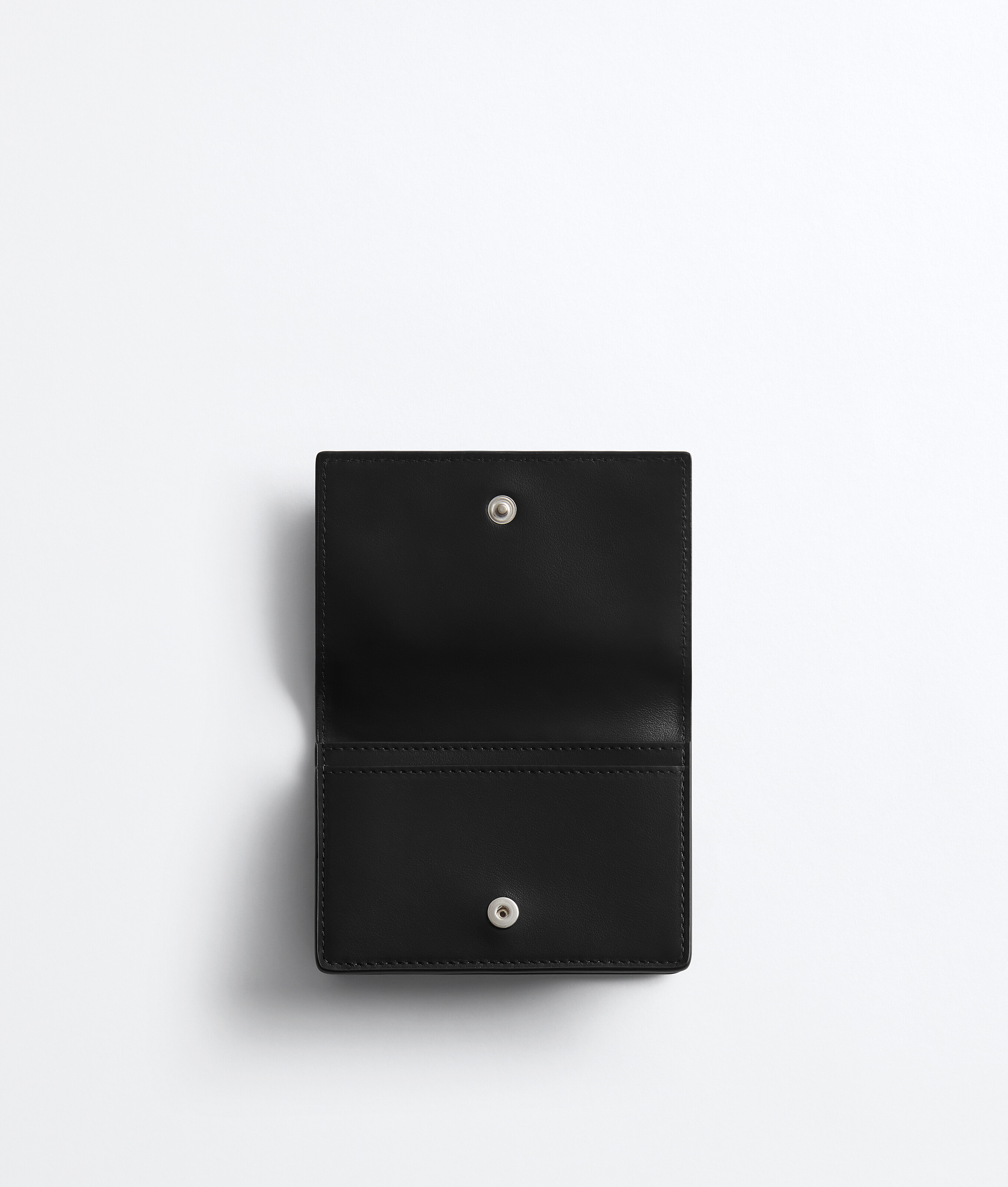 Men's Intrecciato Business Card Case in Black/shamrock Bottega Veneta Luxembourg EN - Image 2