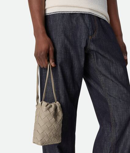 Men's Vertical Dustbag in Limestone Bottega Veneta South Korea EN - Image 6