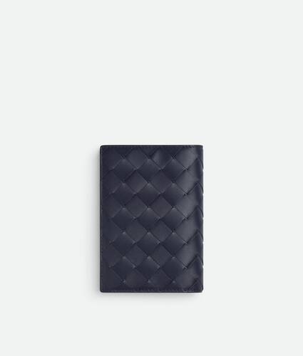 Men's Intrecciato Passport Case in Abyss/cypress Bottega Veneta Canada EN - Image 3