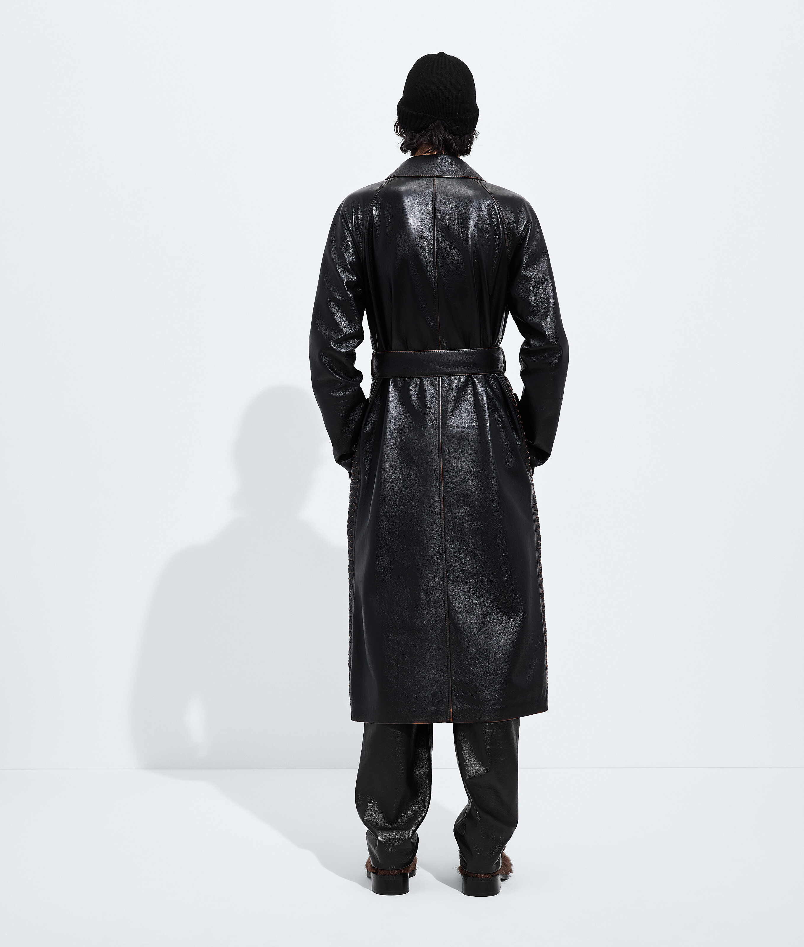 Men's Weathered Leather Coat in Black/brown Bottega Veneta Luxembourg EN - Image 3