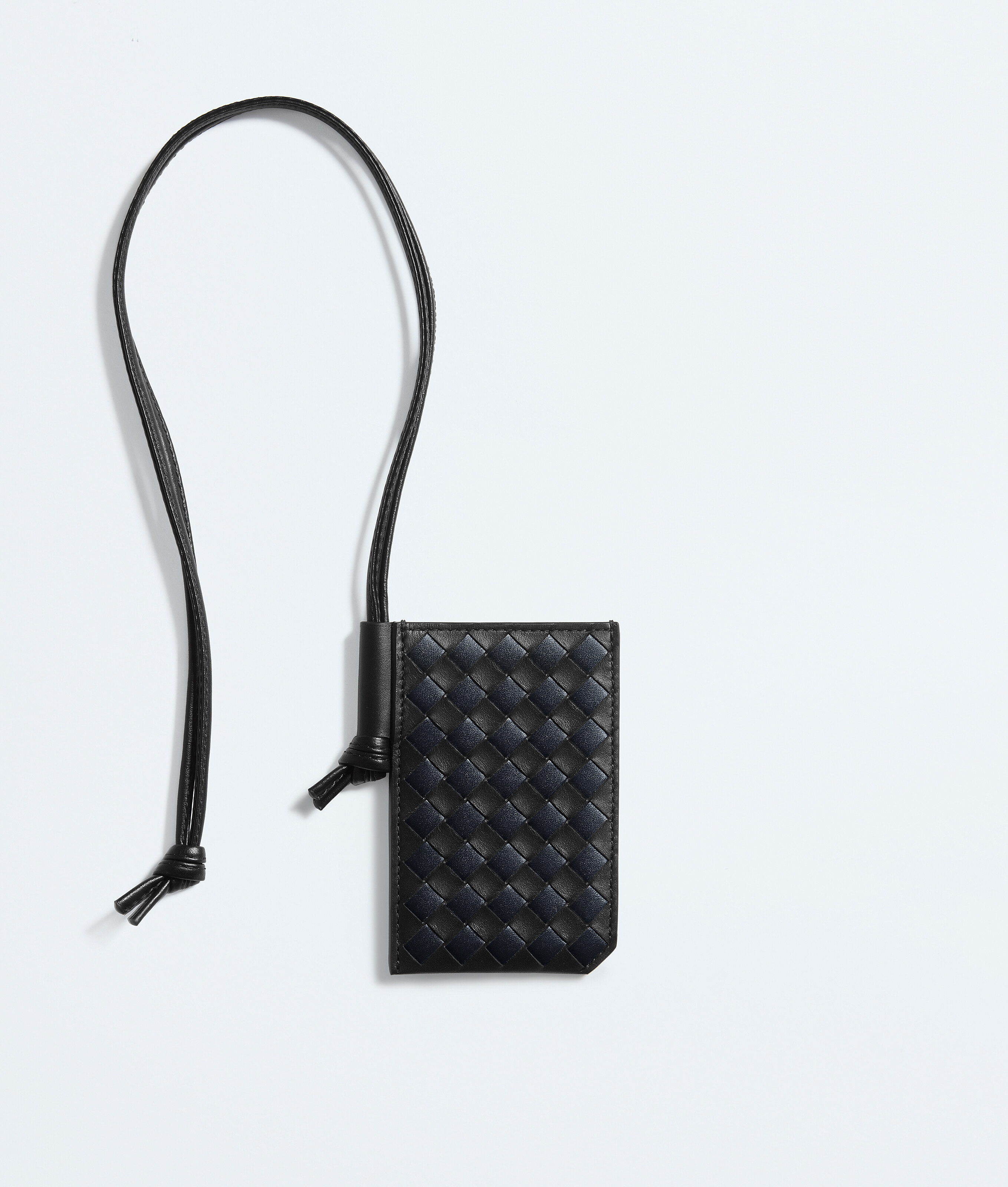 Intrecciato Piccolo Badge Holder