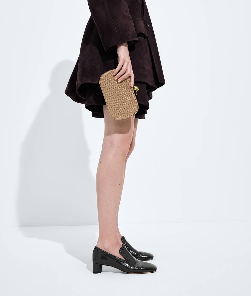 Women's Soft Knot in Shore Bottega Veneta Taiwan EN - Image 2