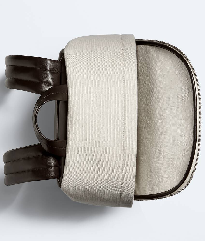 Men's Intrecciato Backpack in Natural/fondant Bottega Veneta Zimbabwe EN - Image 3