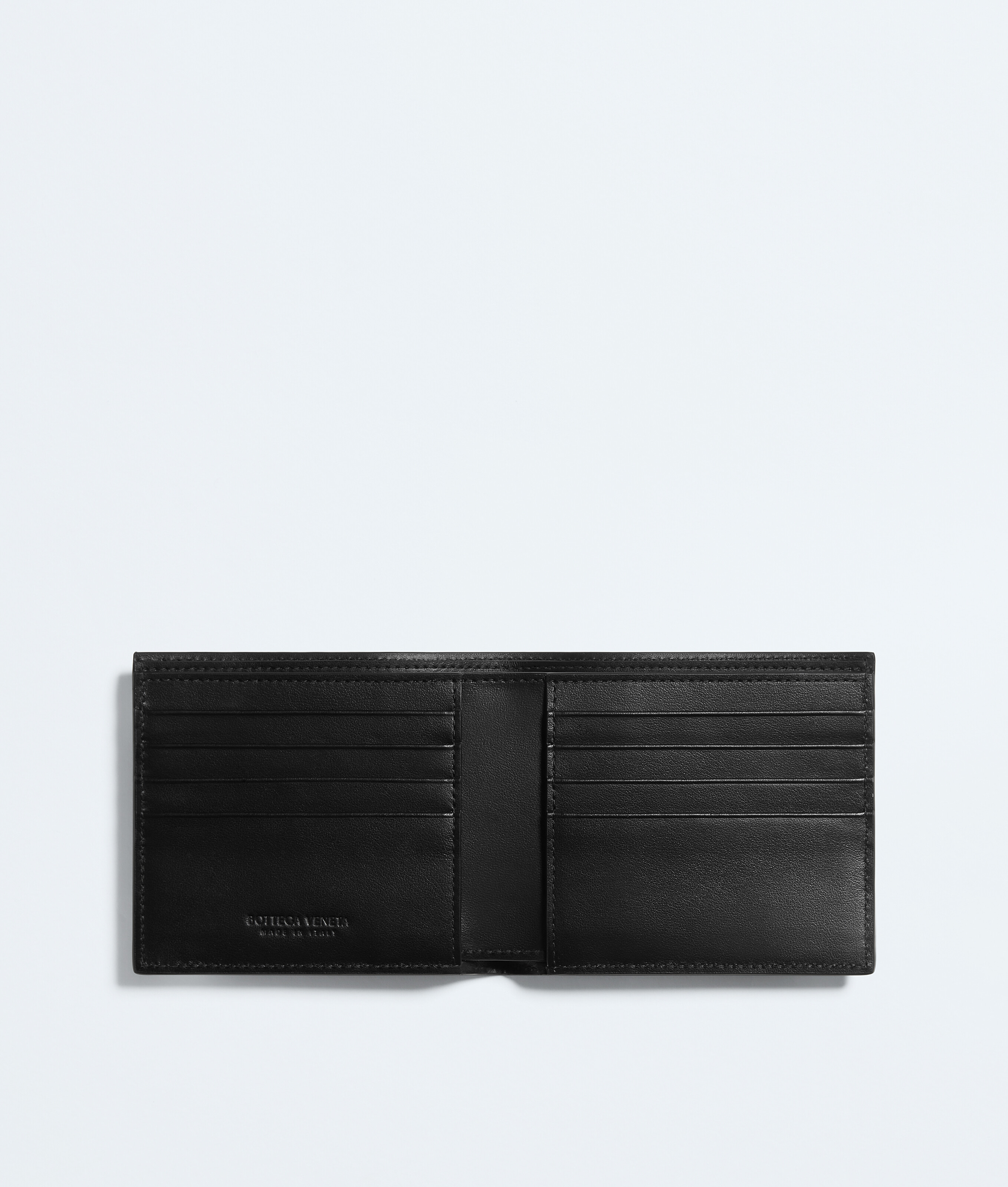 Men's Intrecciato Bi-Fold Wallet in Black/shamrock Bottega Veneta Luxembourg EN - Image 2