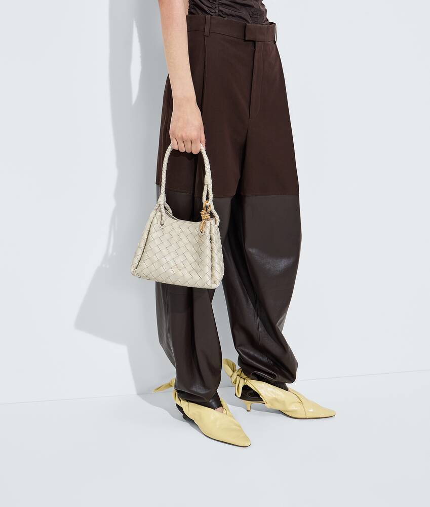 Parachute piccola da Donna in Sea salt Bottega Veneta Italia IT - Image 6